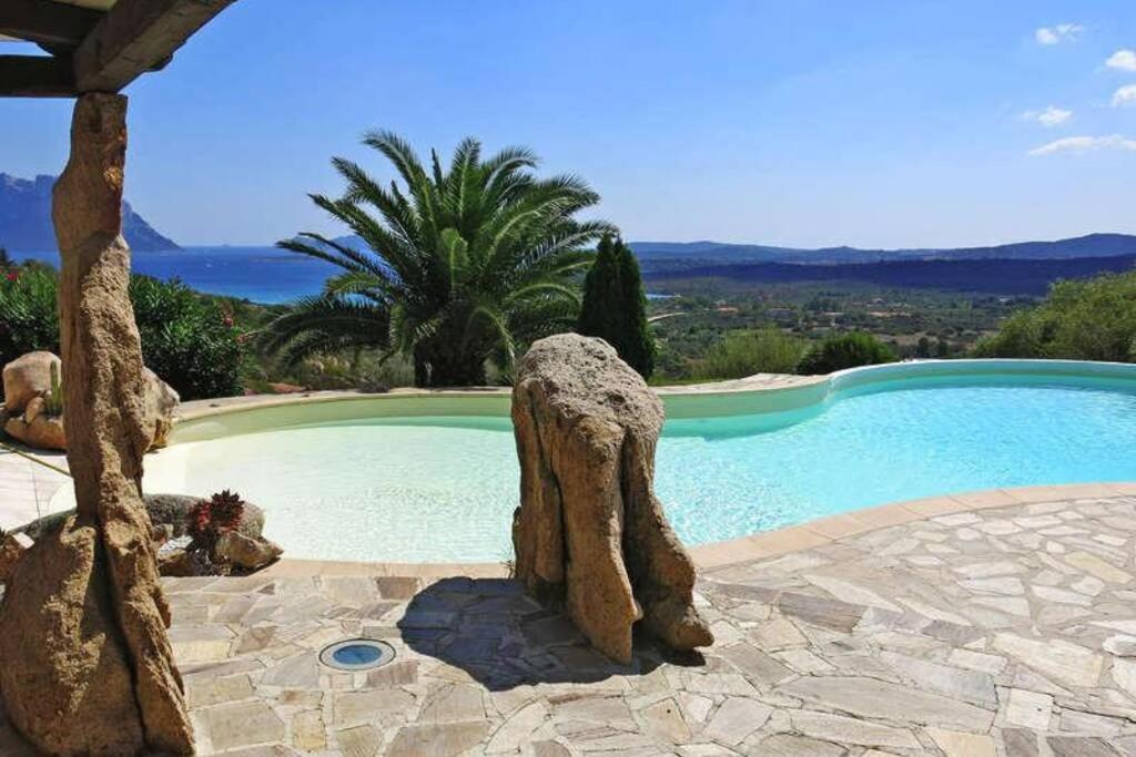 Porto Istana Villa And Pool Tavolara View المظهر الخارجي الصورة