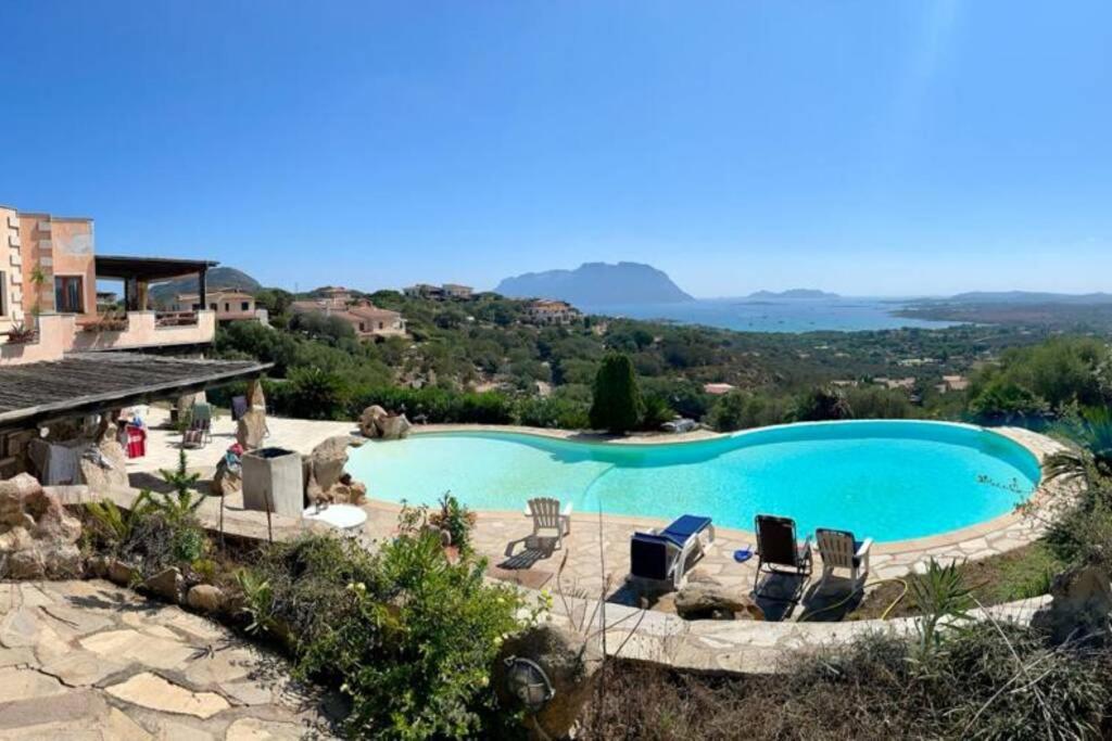 Porto Istana Villa And Pool Tavolara View المظهر الخارجي الصورة